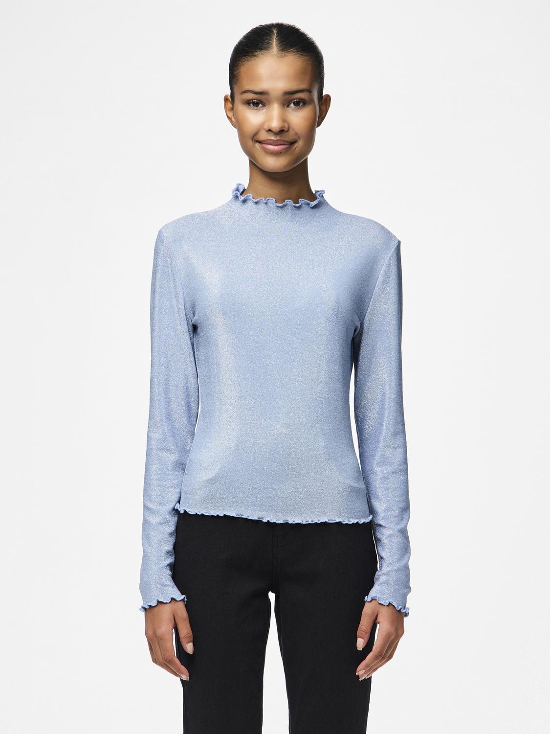 model_shot-front